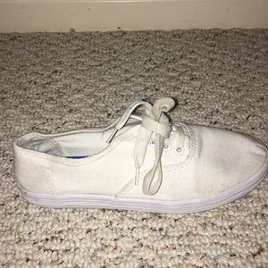 White keds from the Taylor swift collection